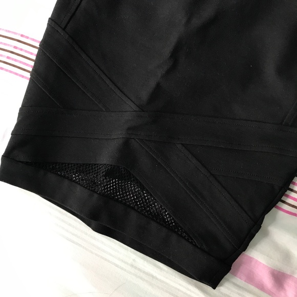 Guess skirt - Picture 3 of 5